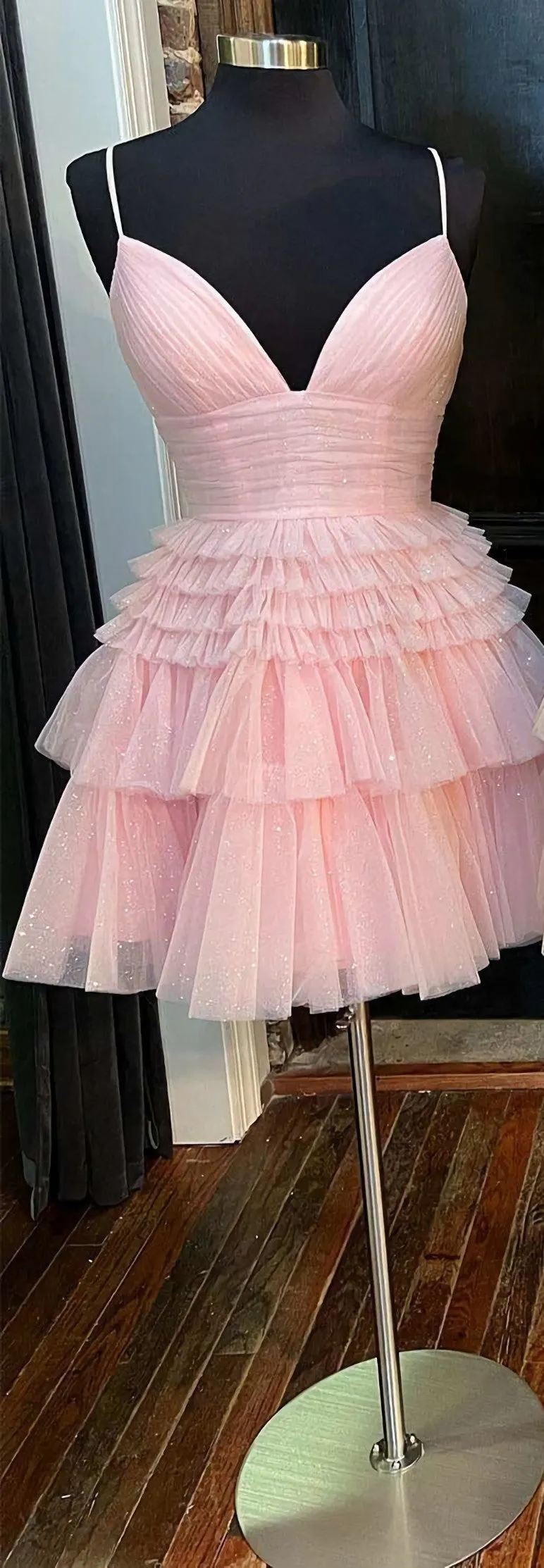 A-Line V-Neck Multi-Tiered Short Party Dress,Light Pink Cocktail Dresses Short