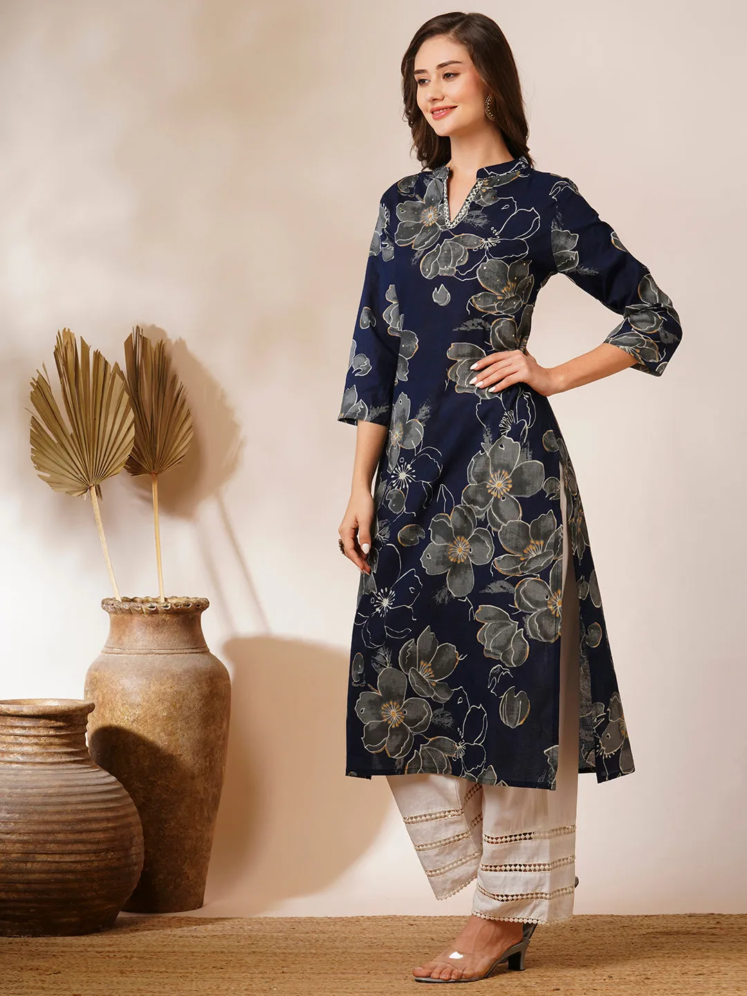 Abstract Floral Printed Straight Fit Kurta - Navy Blue