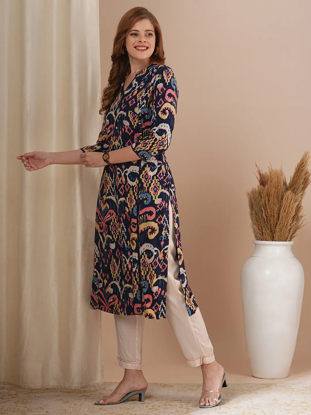 Abstract Ikat Printed Straight Fit Kurta - Navy Blue