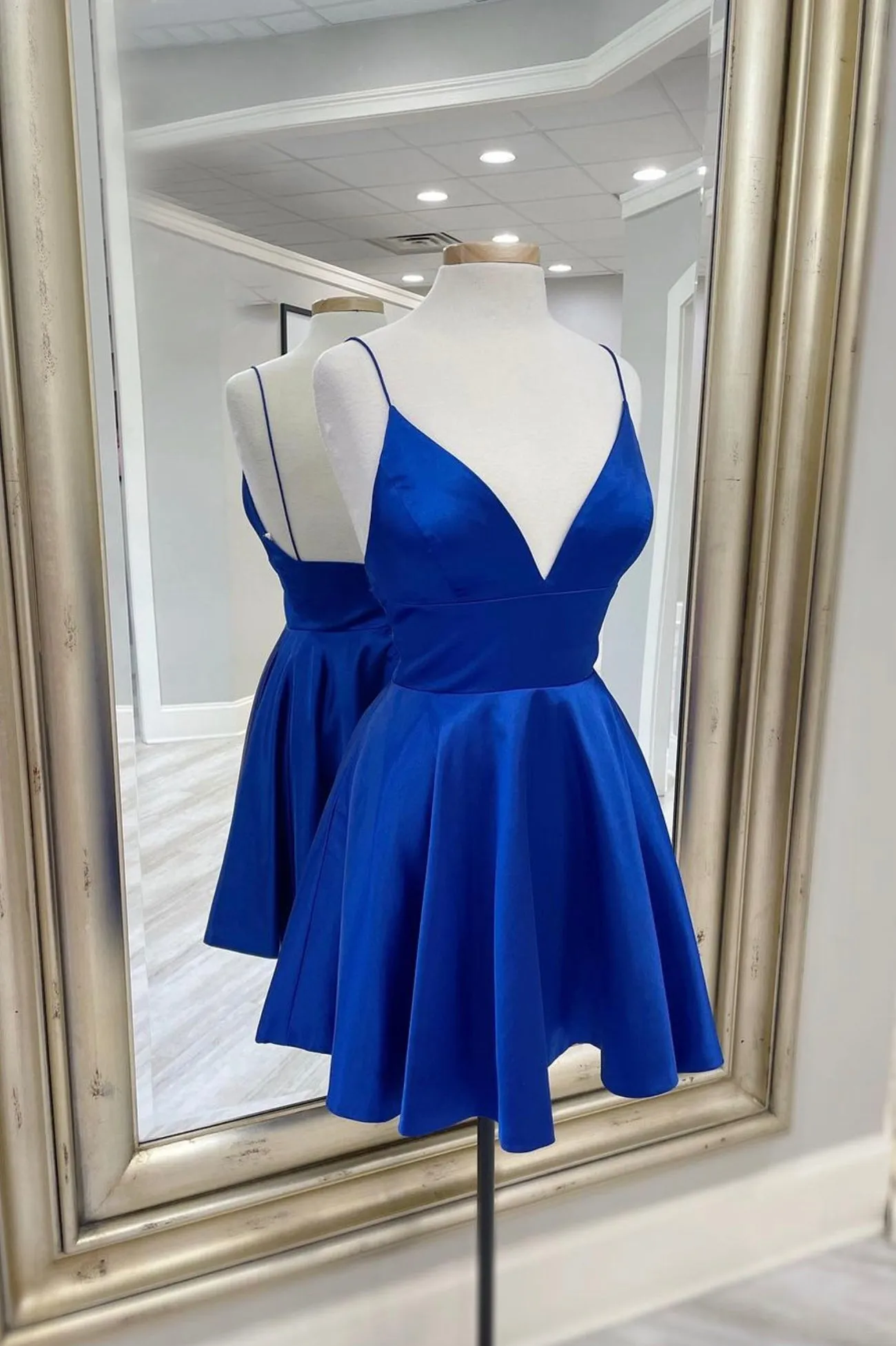 Blue V-Neck Satin Short Prom Dresses A-Line Party Dresses