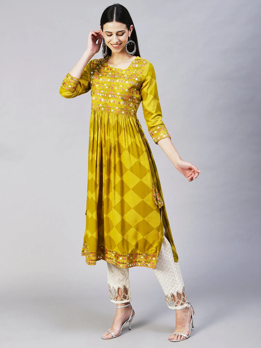 Checks Printed & Embroidered A-Line Kurta - Pear Green