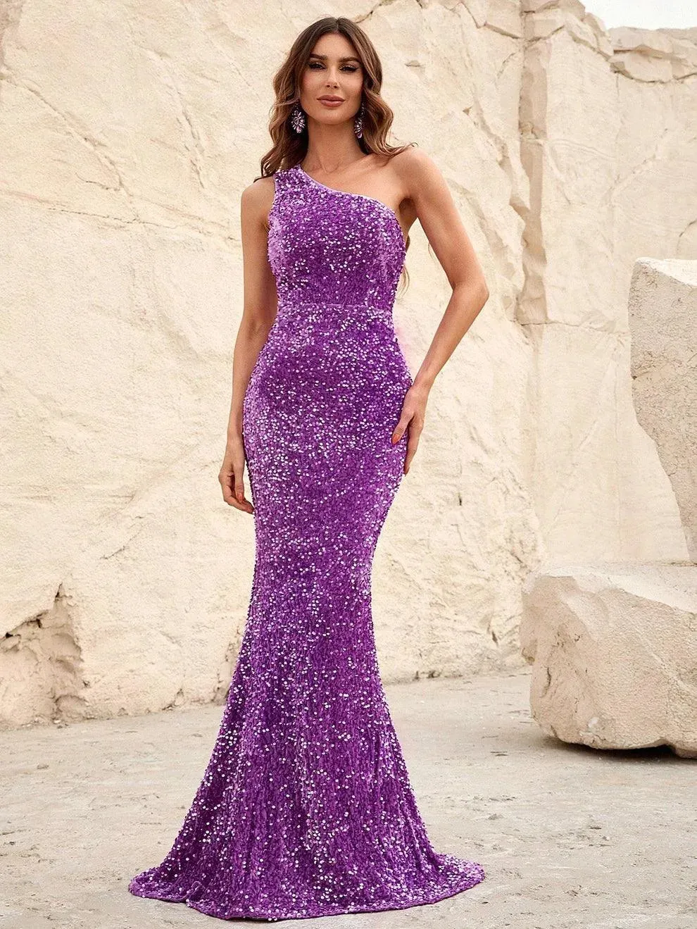 Elegant One Shoulder Sleeveless Sequin Prom Dresses