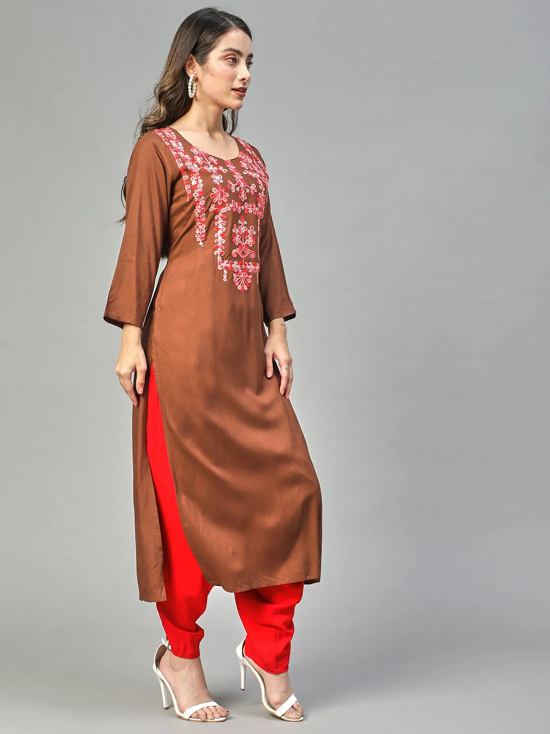 Ethnic Embroidered Straight Fit Kurta – Brown