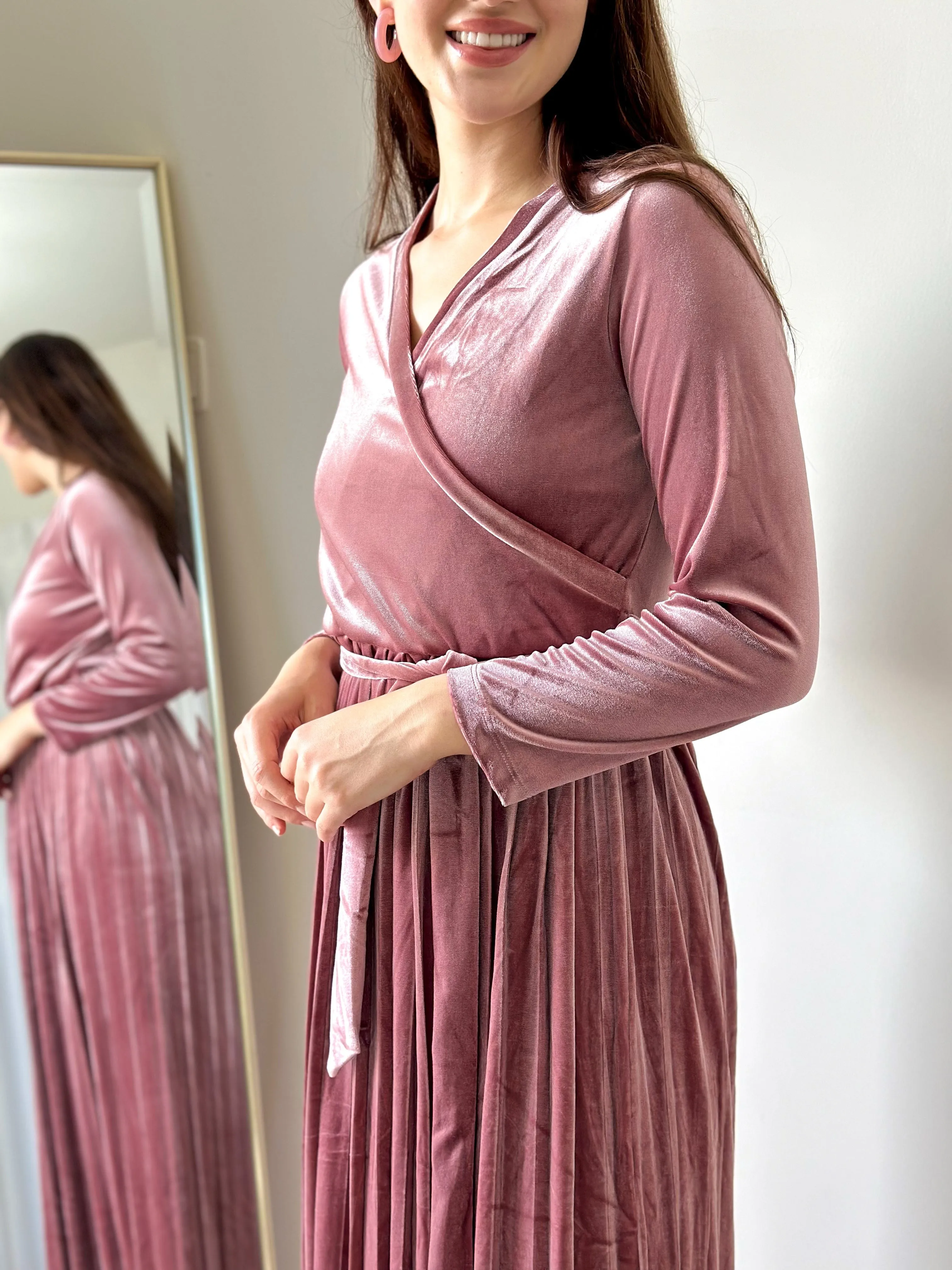 Promise - Dusty Pink Velvet Dress with Long Sleeves (Pleated)