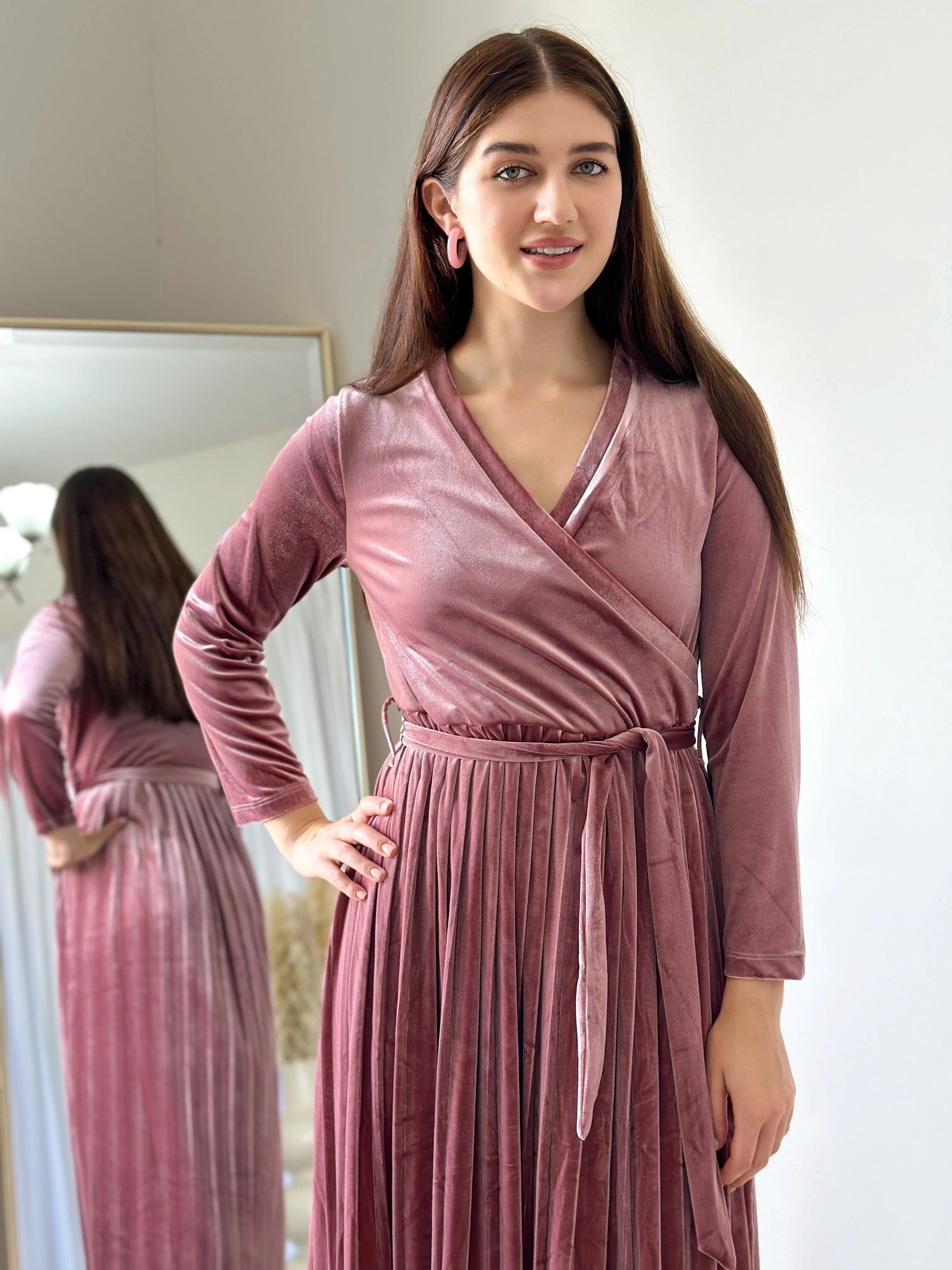 Promise - Dusty Pink Velvet Dress with Long Sleeves (Pleated)