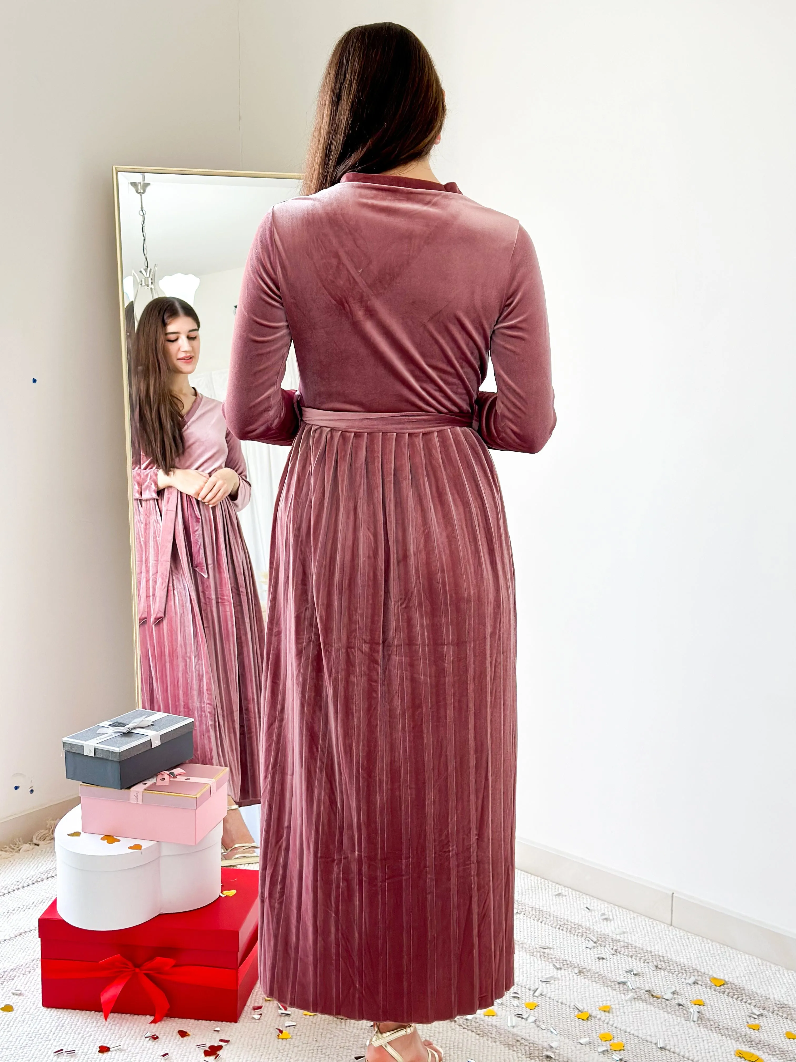 Promise - Dusty Pink Velvet Dress with Long Sleeves (Pleated)