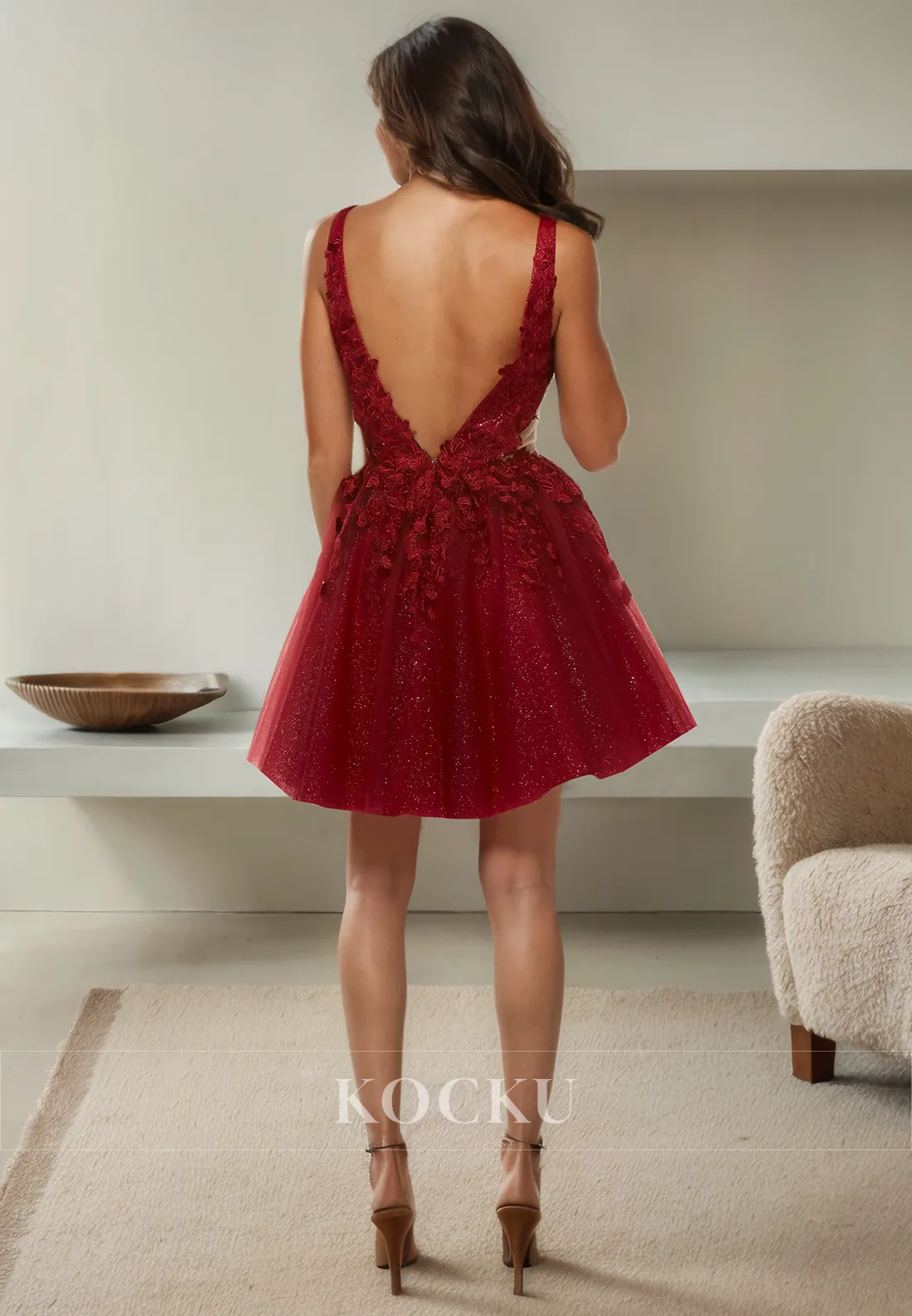 Sexy & Morden V-Neck Sleeveless A-Line Appliques Party Homecoming Dress